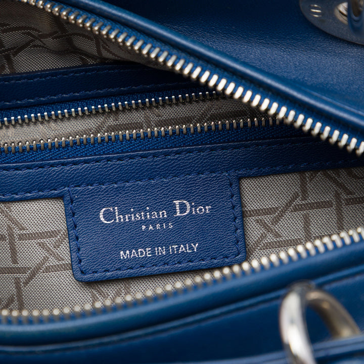 Lady Dior Cannage Moyen Cuir d'agneau Bleu