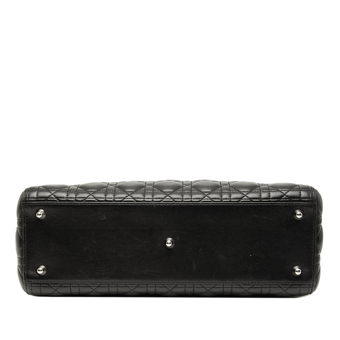 Dior Large Cuir d’agneau Cannage Lady Dior