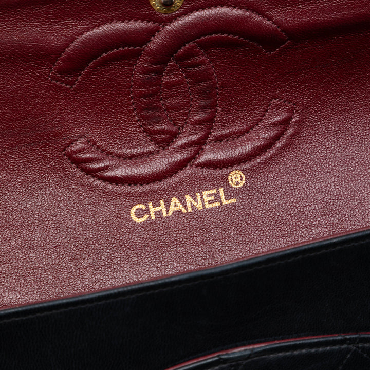 Chanel Medium Classic Cuir d’agneau Double rabat