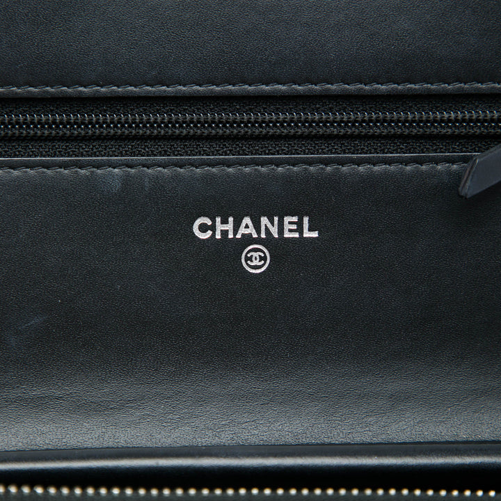 Matelassé Golden Class Wallet on Chain Noir