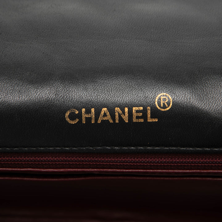 Chanel Medium Cuir d’agneau Diana Rabat intégral