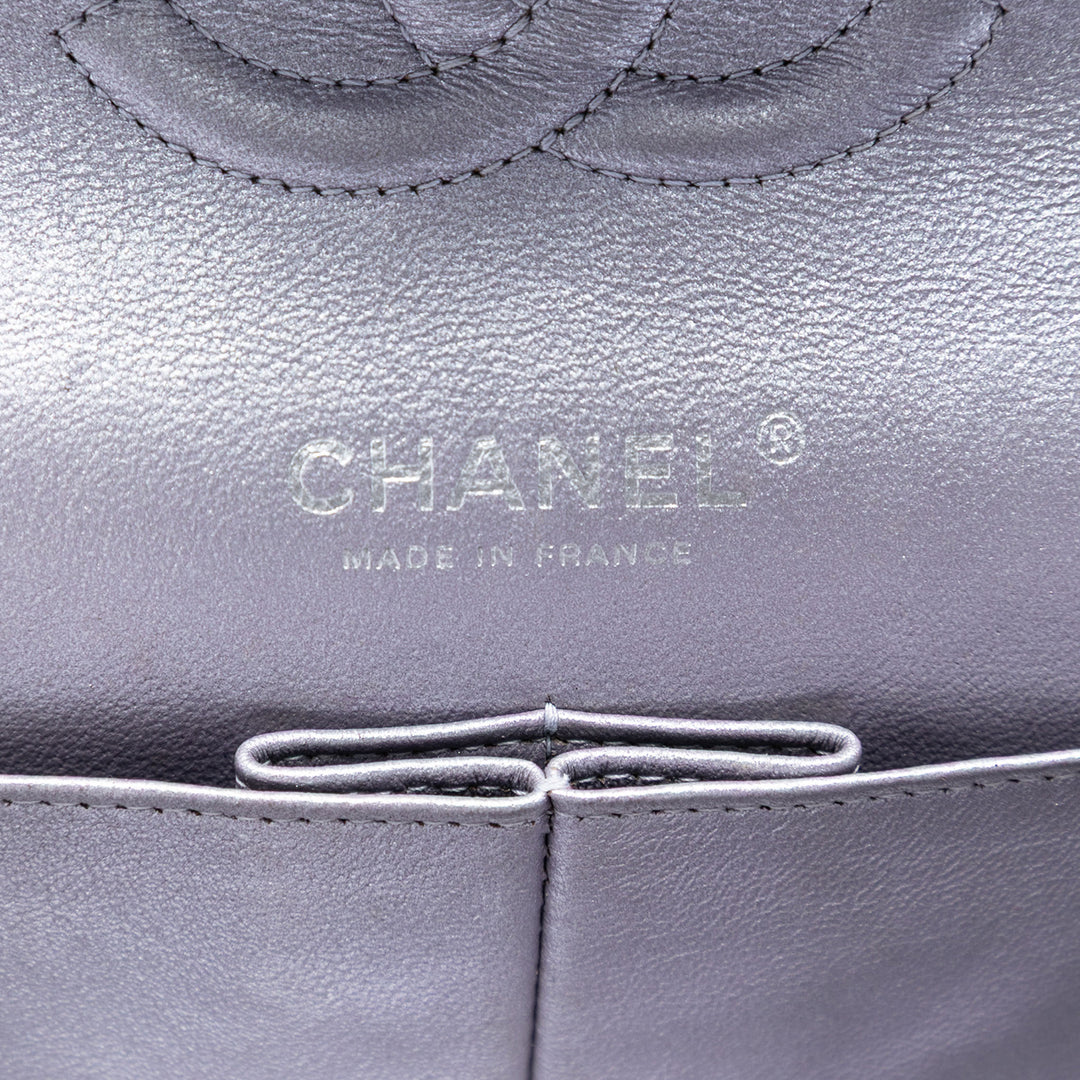 Chanel Medium Classic Metallic Cuir d’agneau Double rabat