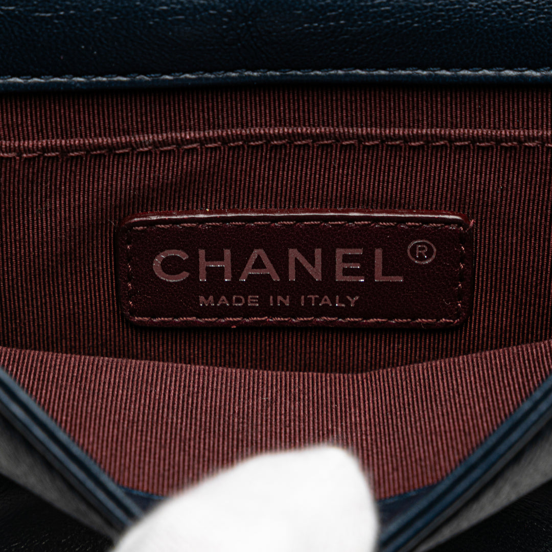 Chanel Mini Acrylic and Cuir de veau Boy Brick Flap Bleu