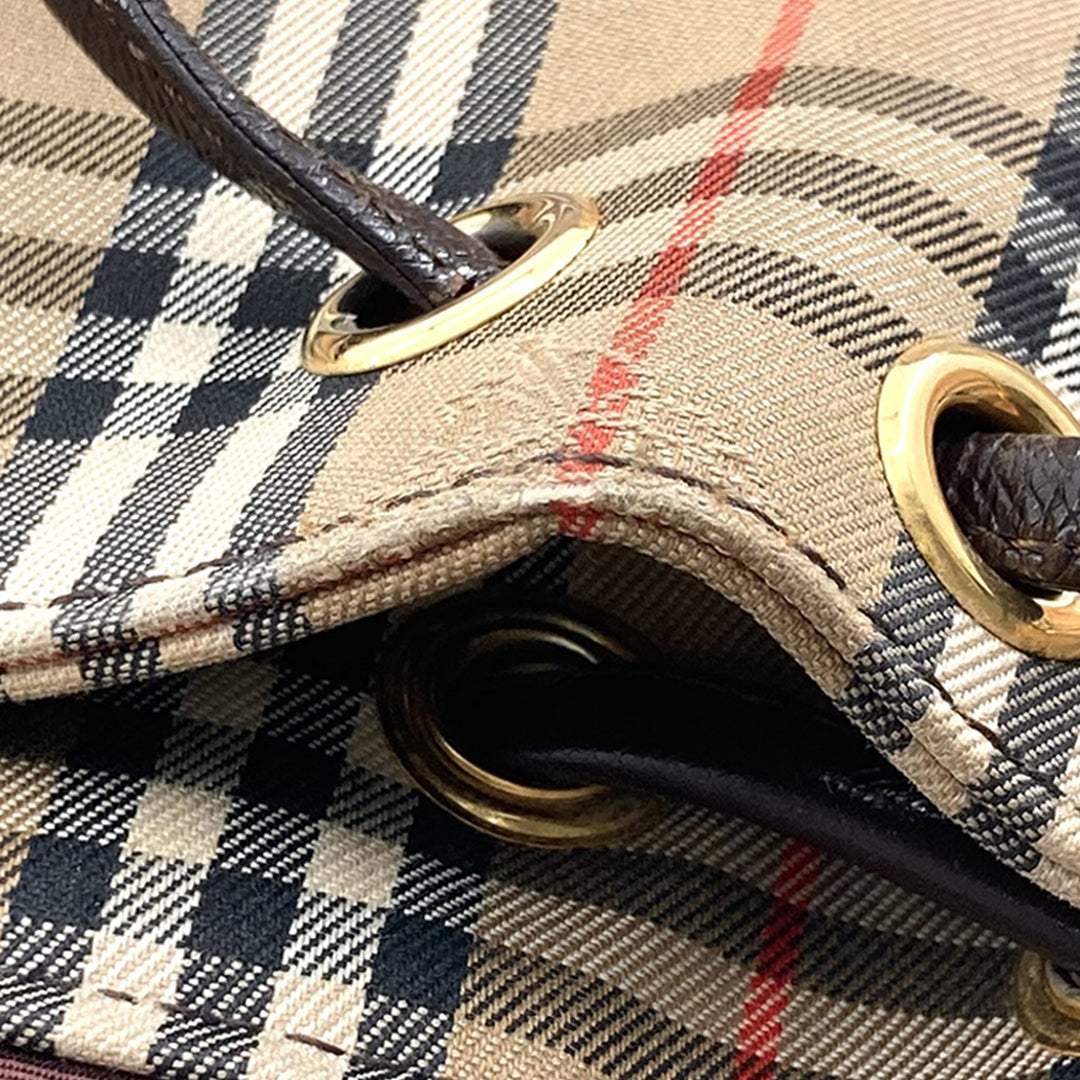 Burberry Haymarket Check Sac à dos Beige – vue 11 – GABY PARIS
