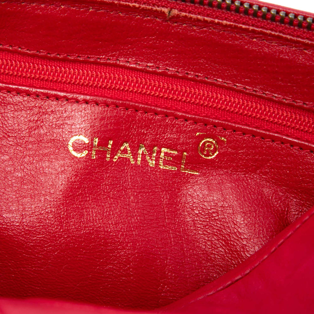 Chanel Mini Matelassé Cuir d’agneau Pompon Barrel Sac porté croisé