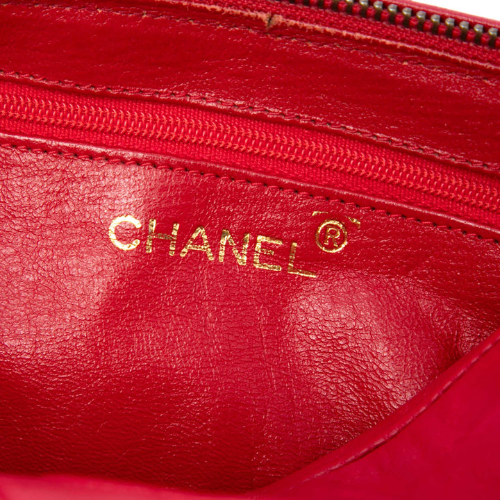 Chanel Mini Matelassé Cuir d’agneau Pompon Barrel Sac porté croisé