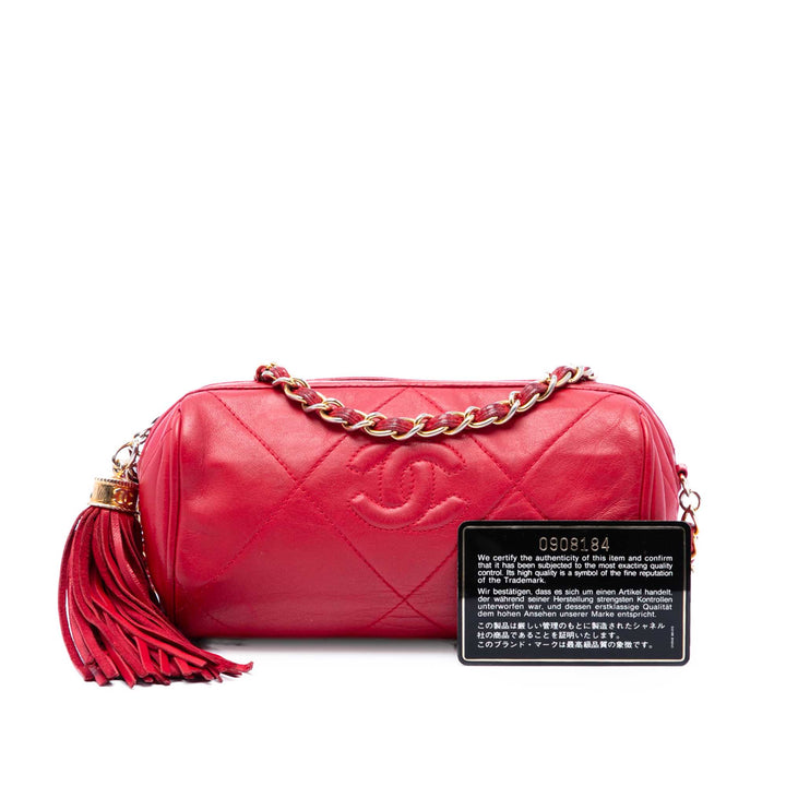 Chanel Mini Matelassé Cuir d’agneau Pompon Barrel Sac porté croisé