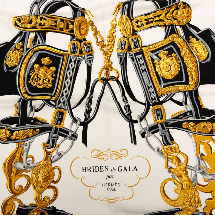 Hermès Brides de Gala Forever Soie Foulard 90 Blanc – GABY PARIS Authentique
