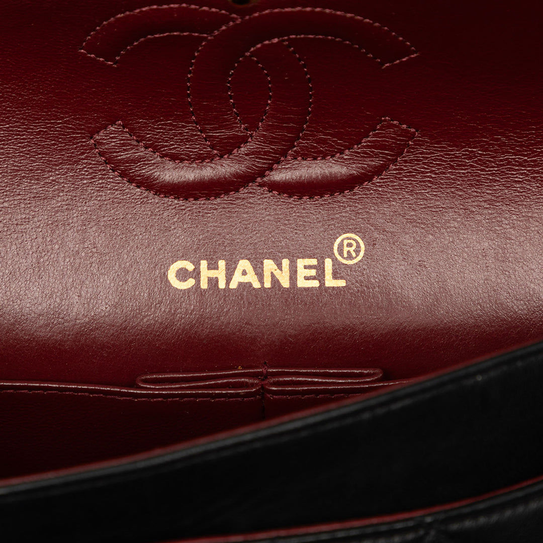 Chanel Sac porté épaule Classic Double rabat Petit Cuir d'agneau Noir – vue 5 – GABY PARIS