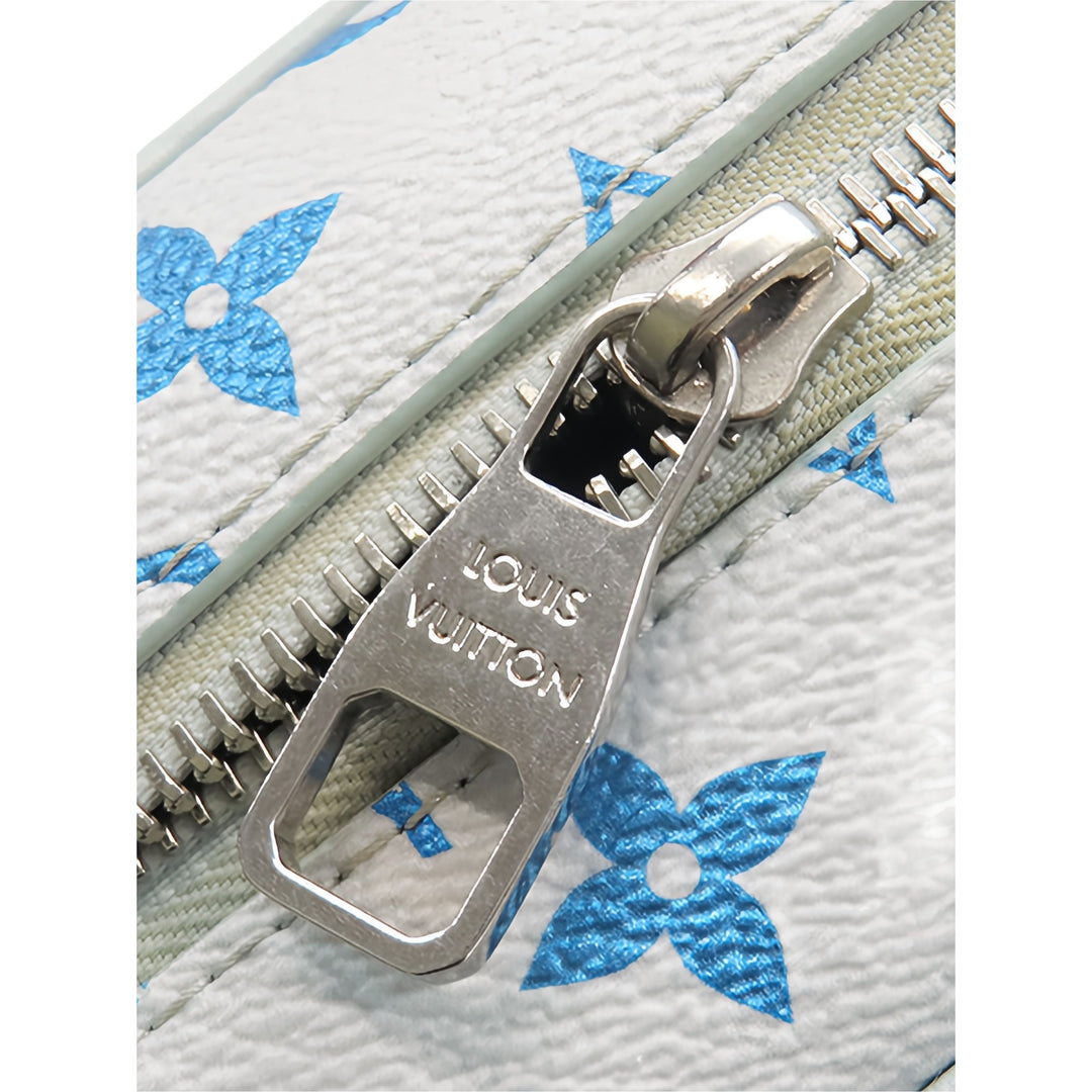 Louis Vuitton Irisé Souple Trunk Mini Monogram Multicolore Gris – vue 11 – GABY PARIS