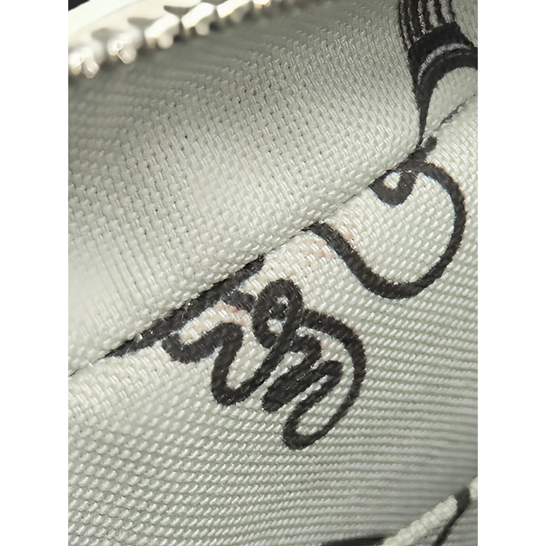 Louis Vuitton Irisé Souple Trunk Mini Monogram Multicolore Gris – vue 8 – GABY PARIS