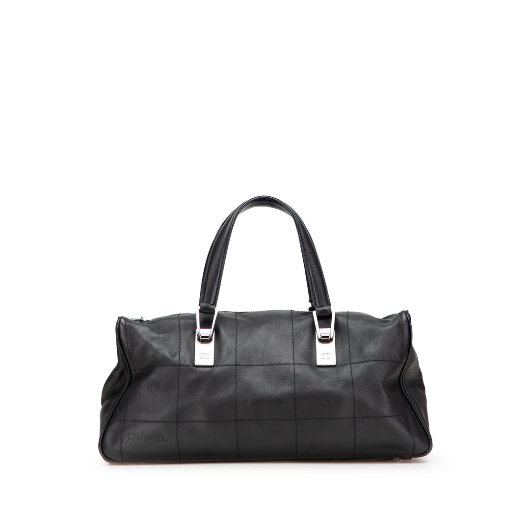 CC Square Quilted Lambskin Handbag Black - Gaby Paris