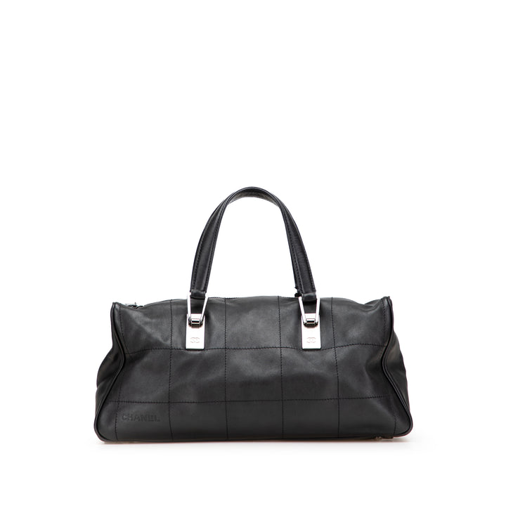 CC Square Quilted Lambskin Handbag Black - Gaby Paris
