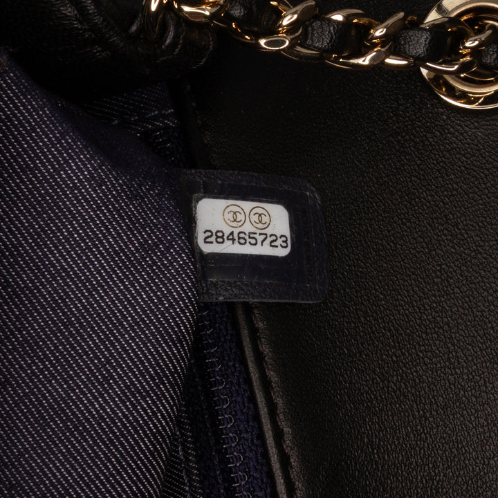 Lambskin CC Mania Flap Black - Gaby Paris