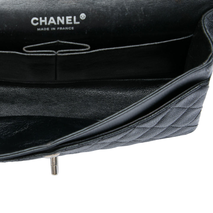 Chanel Sac porté épaule Classic Double rabat Moyen Cuir caviar Noir – vue 4 – GABY PARIS