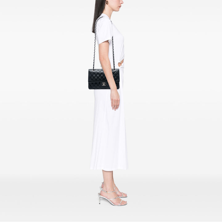 Chanel Sac porté épaule Classic Double rabat Moyen Cuir caviar Noir – vue 5 – GABY PARIS