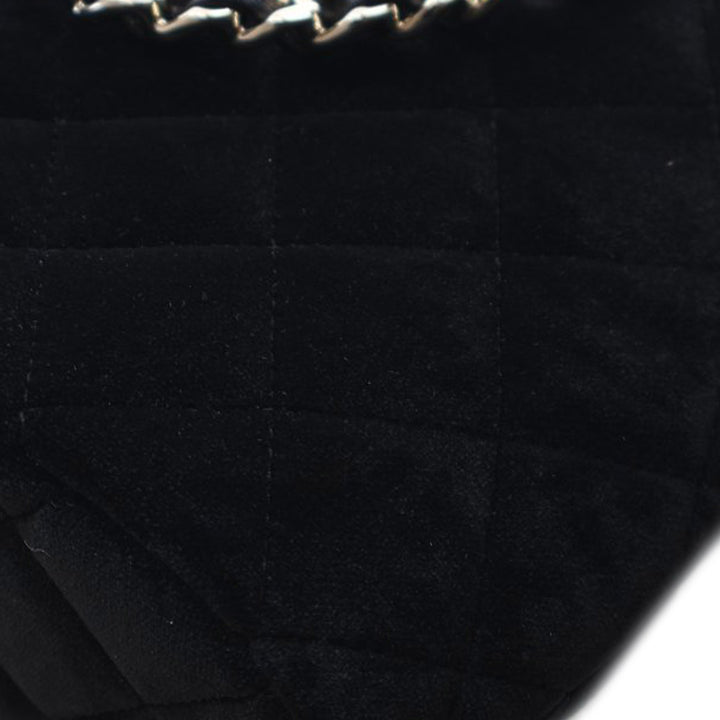 Chanel Pochette Matelassé Coco avec chaîne Noir – vue 8 – GABY PARIS