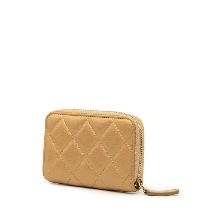 Chanel CC Matelassé Zippy Porte-monnaie Cuir d'agneau Doré – vue 2 – GABY PARIS