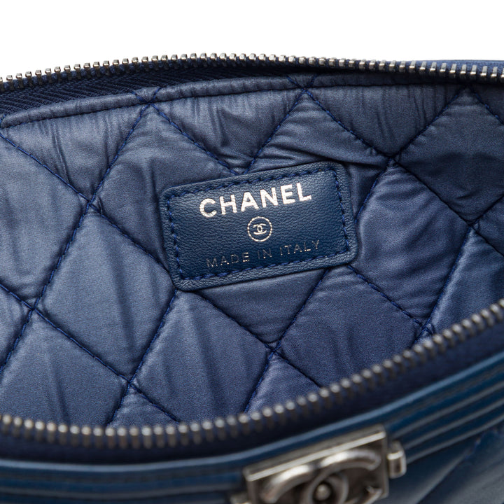 Chanel Matelassé Boy O Étui Pochette Moyen Cuir d'agneau