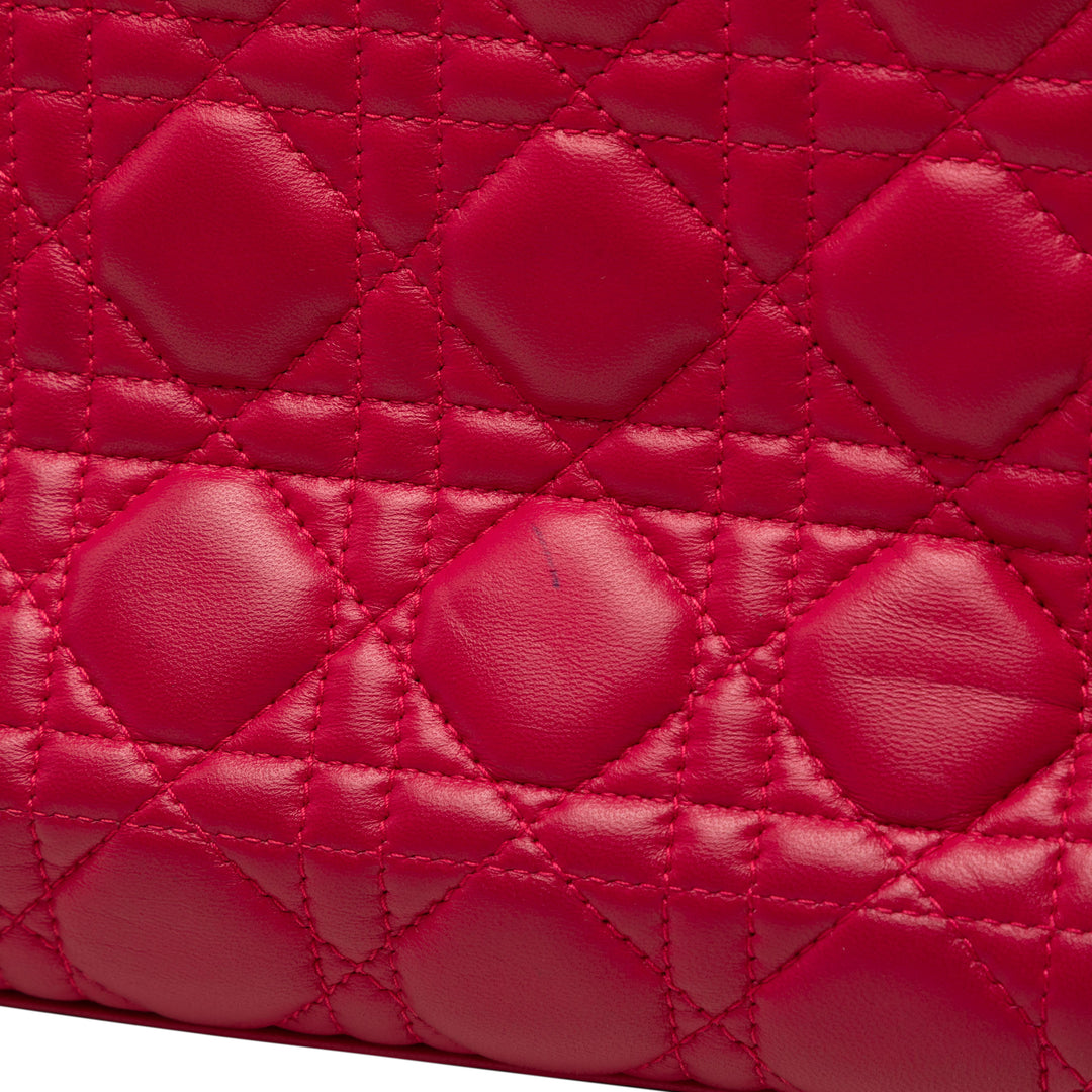 Dior Lady Dior Cannage Moyen Cuir d'agneau