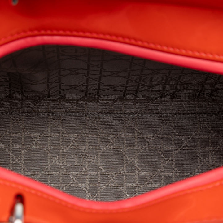 Dior Large Cuir verni Cannage Lady Dior