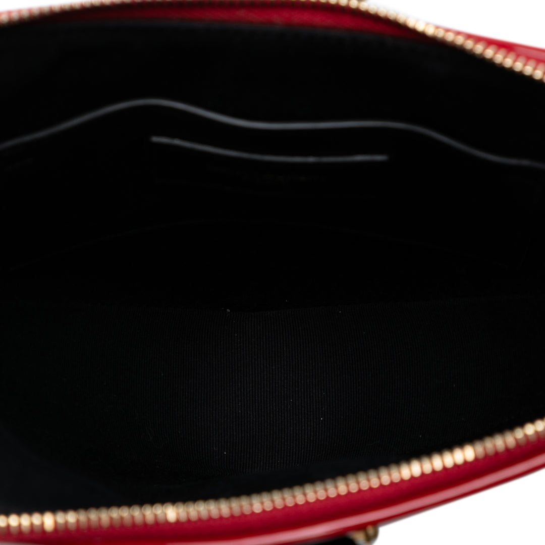 Saint Laurent Cuir verni Sac Coeur Heart Shaped Pochette