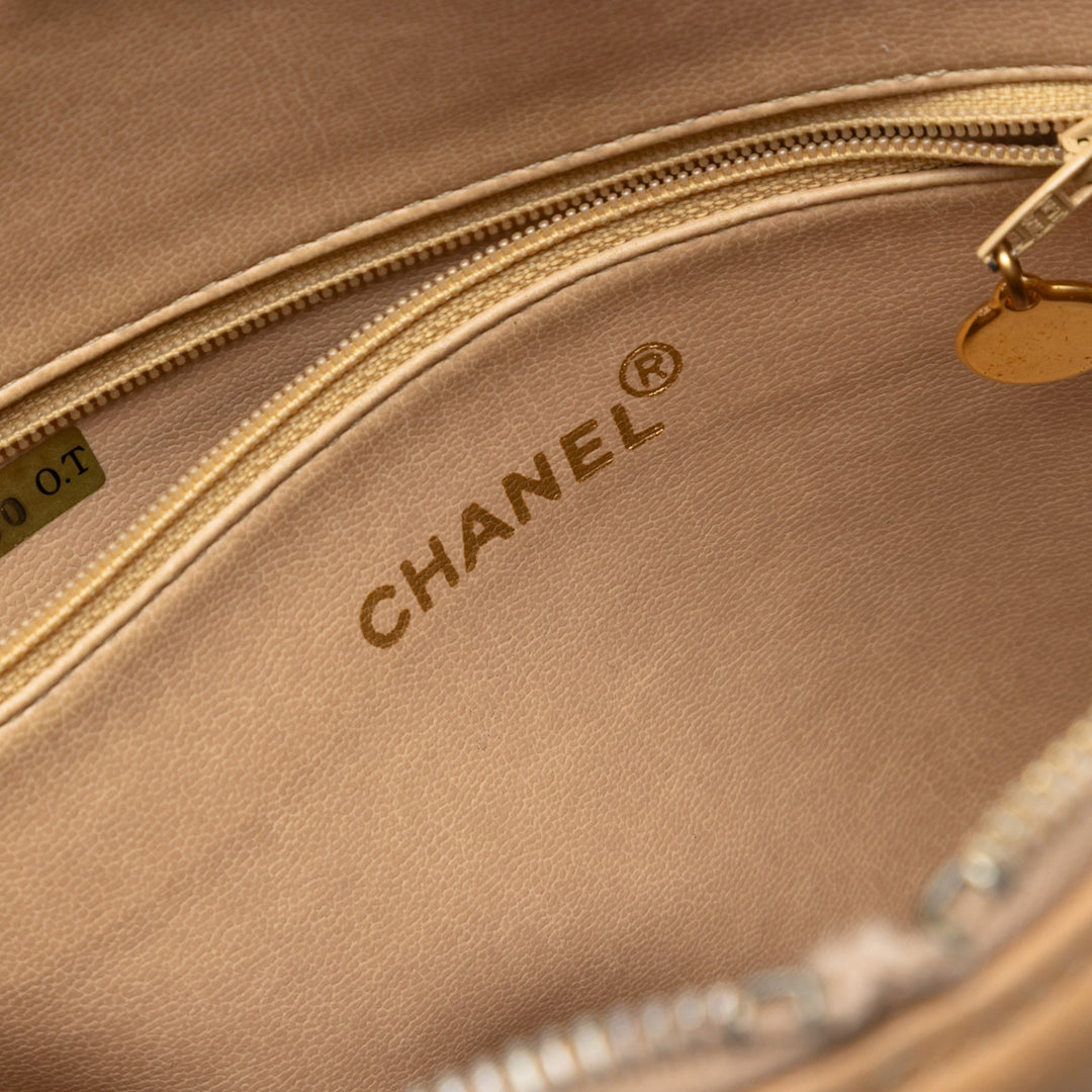 Chanel CC Caviar Two Way Zip Sac bandoulière