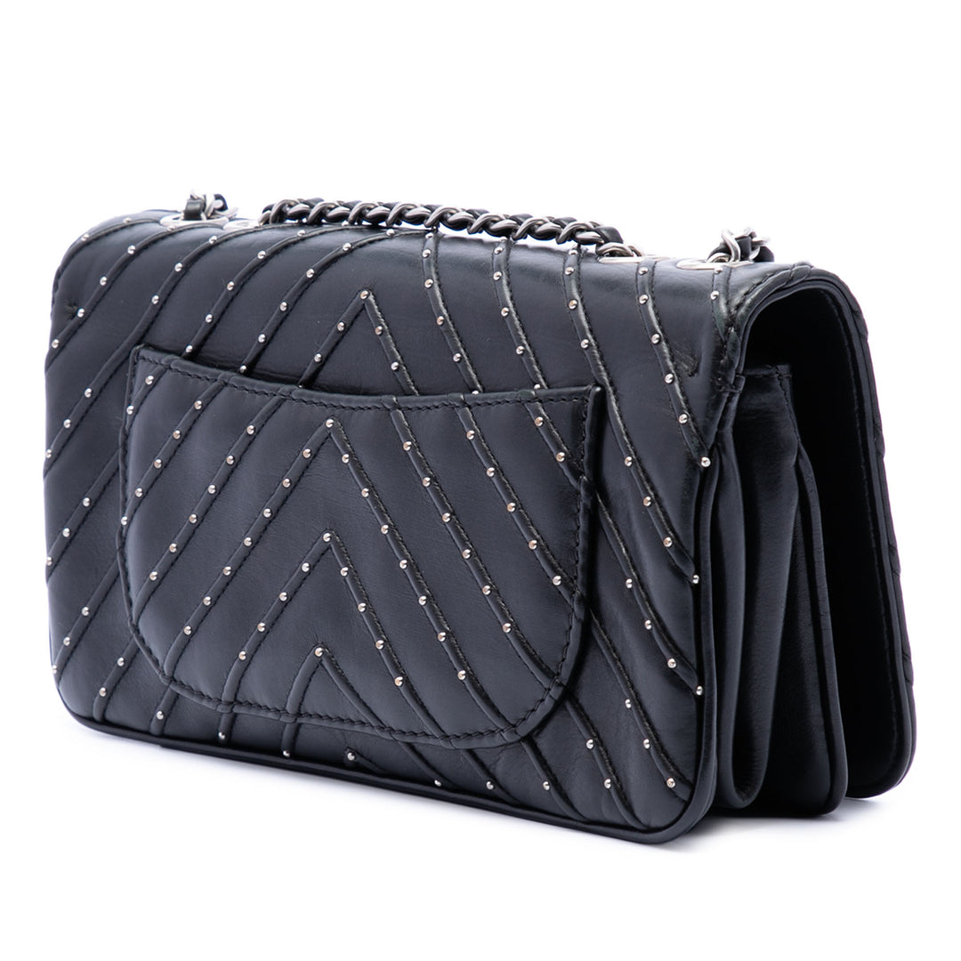 Chanel Chevron Cuir d’agneau Stud Wars Rabat intégral