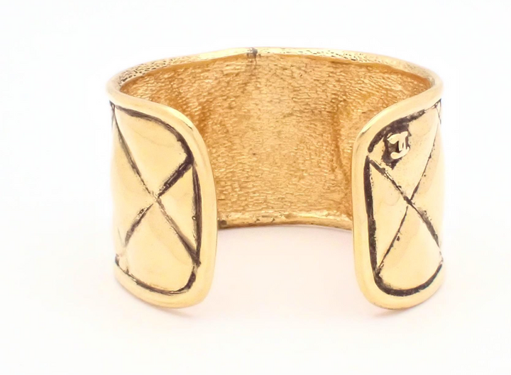 Chanel Manchette vintage métal doré