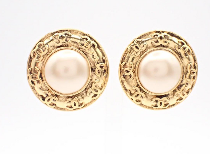 Chanel boucles d'oreilles vintage