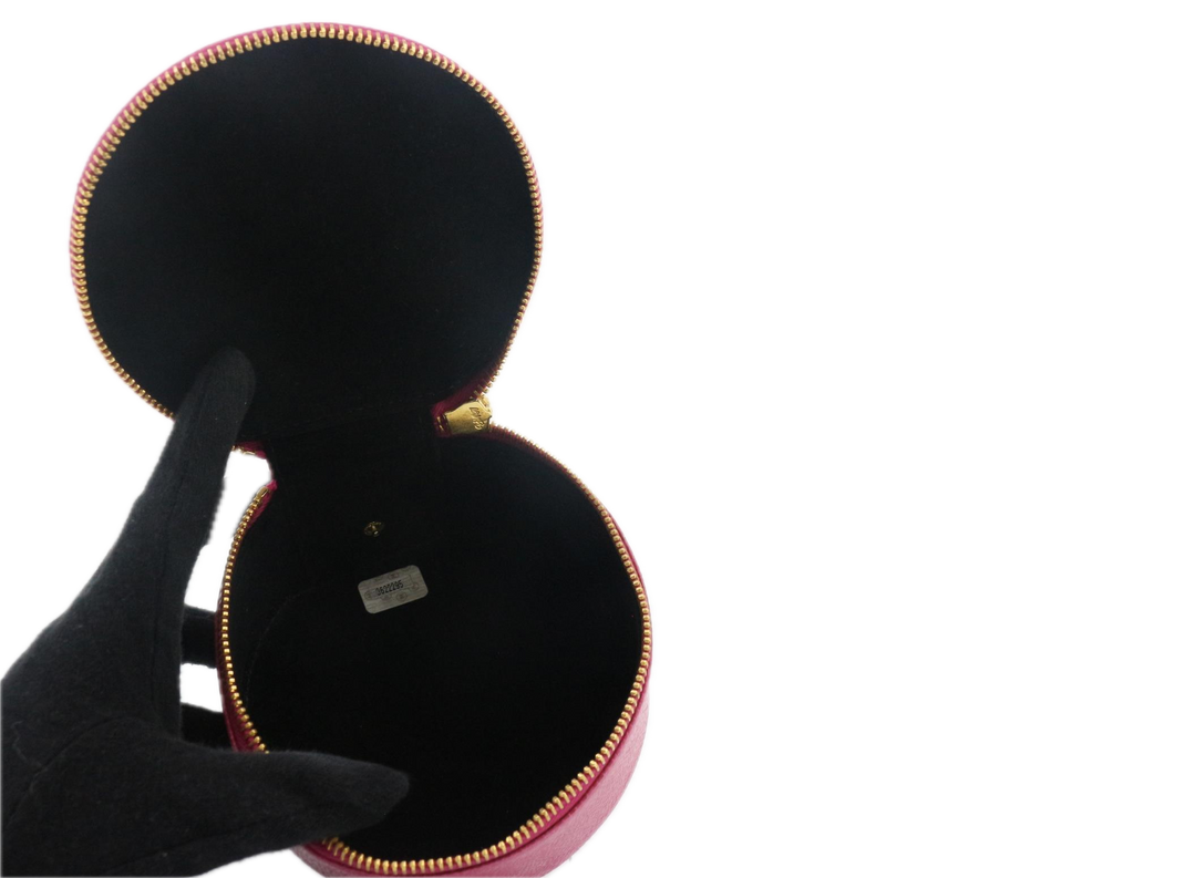 Chanel vanity en cuir caviar logo Coco