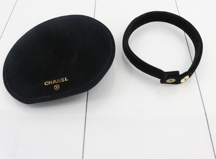 Chanel vanity en cuir caviar logo Coco