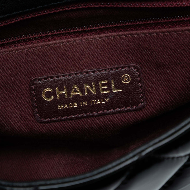 Chanel Paris-Salzburg Small Cuir verni and Goatskin CC Eyelet Flap Bleu