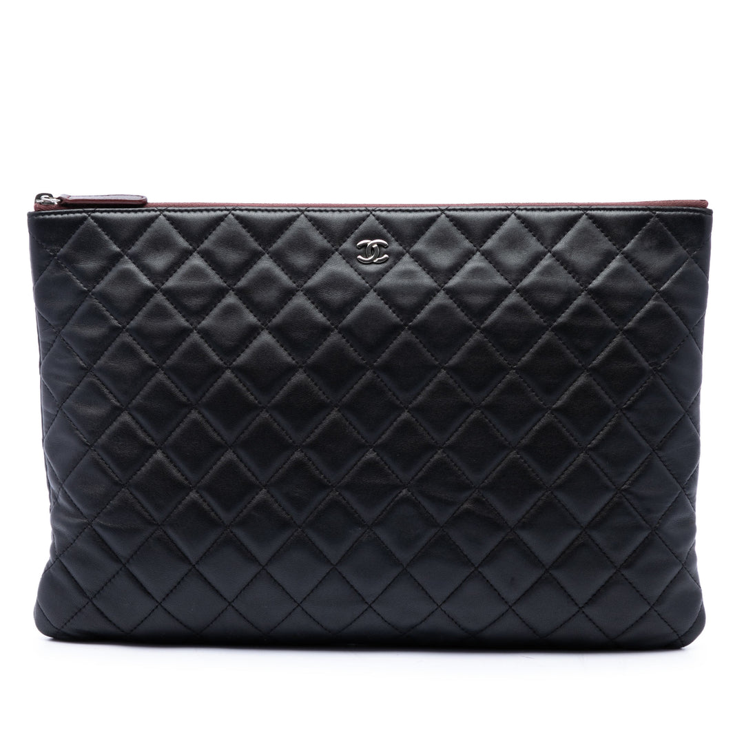 Matelassé O Étui Pochette Grand Cuir d'agneau Noir