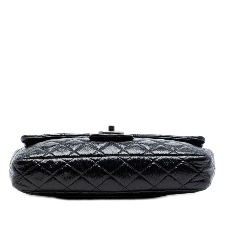 Chanel Matelassé froissé Cuir verni East West Simple rabat
