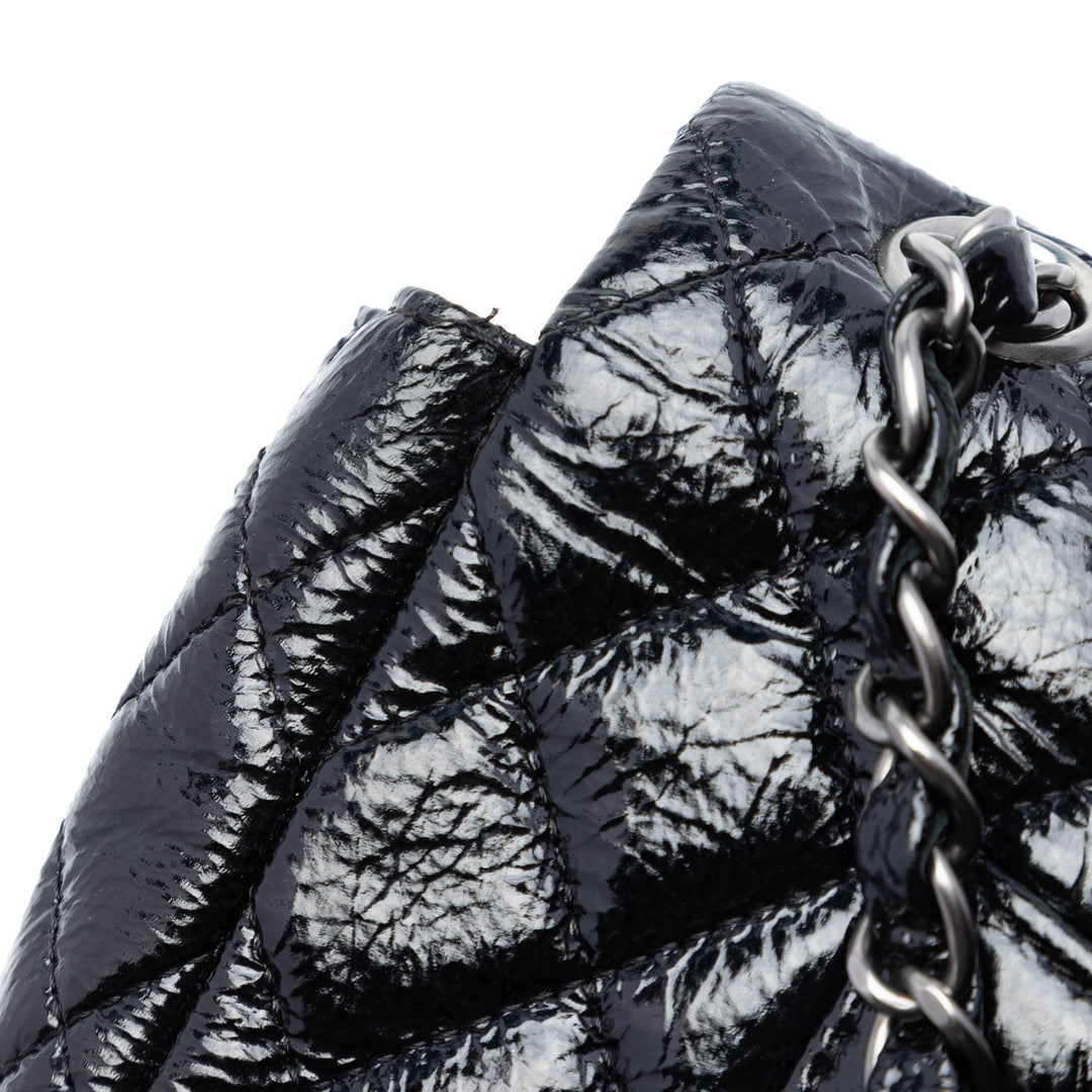 Chanel Matelassé froissé Cuir verni East West Simple rabat