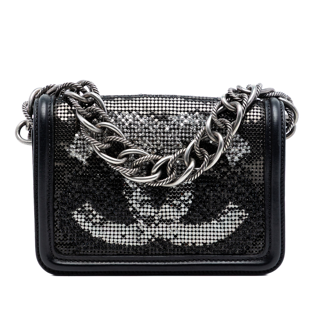 Chanel Small Cuir d’agneau Beaded Cristal à rabat