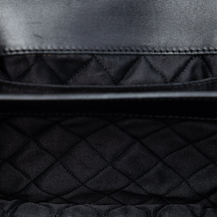 Chanel Small Cuir d’agneau Beaded Cristal à rabat
