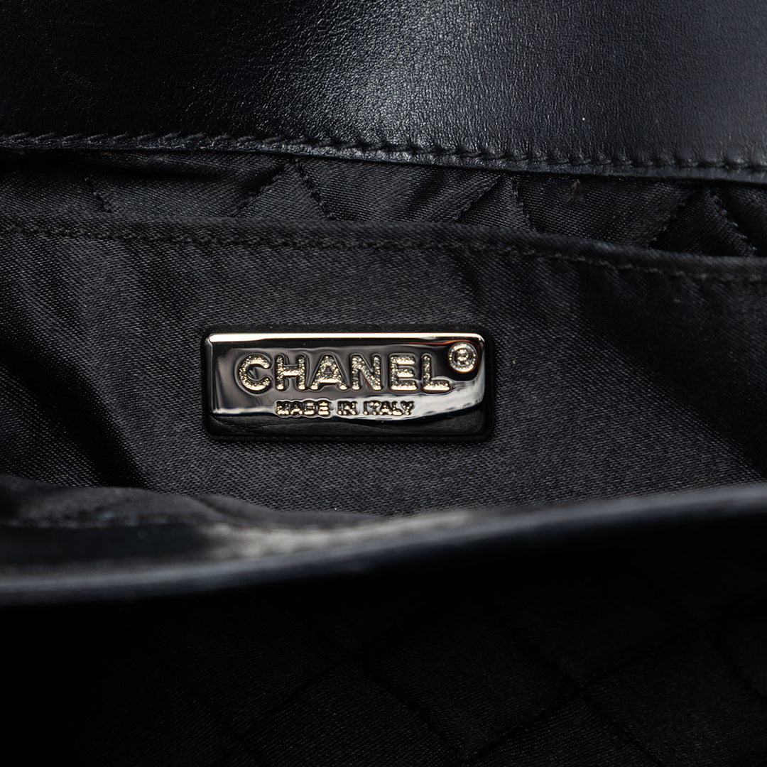 Chanel Small Cuir d’agneau Beaded Cristal à rabat