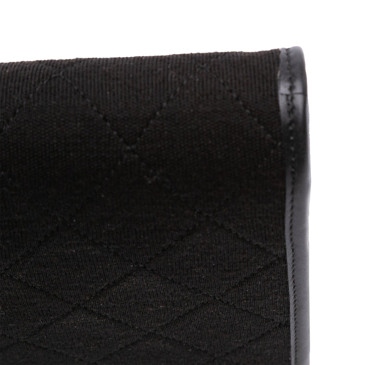 CC Quilted Jersey Chain Flap Black - Gaby Paris