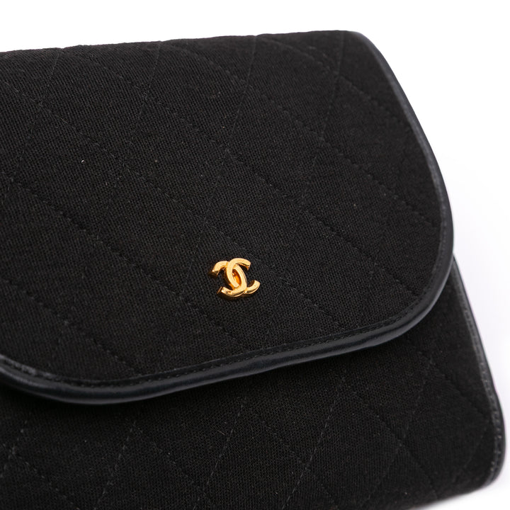 CC Quilted Jersey Chain Flap Black - Gaby Paris