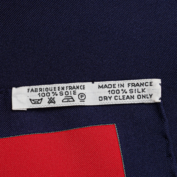 Hermès Parures des Sables Soie Foulard Bleu – GABY PARIS Authentique