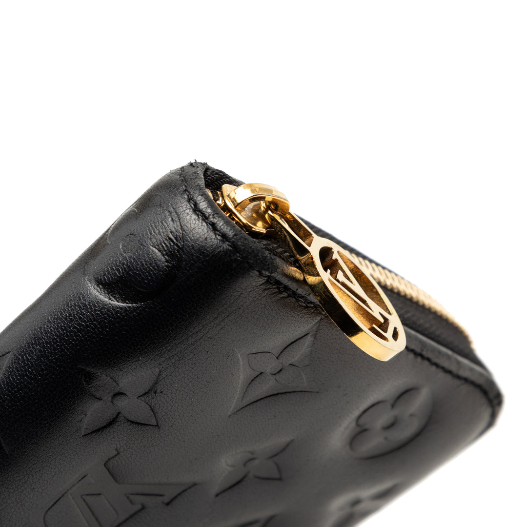 Louis Vuitton embossé Coussin Zippy Portefeuille Toile Monogram