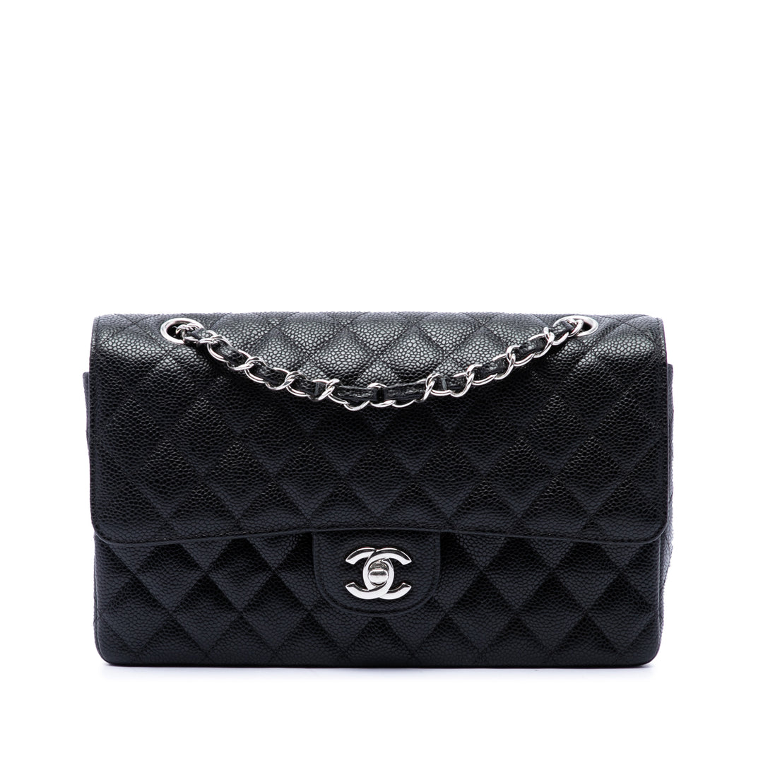Chanel Sac porté épaule Classic Double rabat Moyen Cuir caviar Noir – vue principale – GABY PARIS