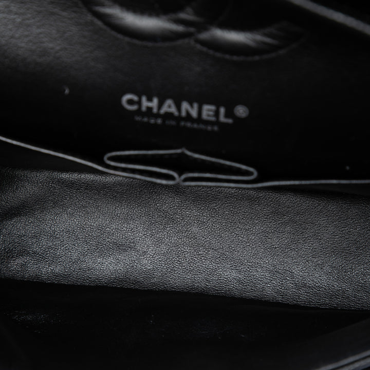 Chanel Sac porté épaule Classic Double rabat Moyen Cuir caviar Noir – vue 4 – GABY PARIS