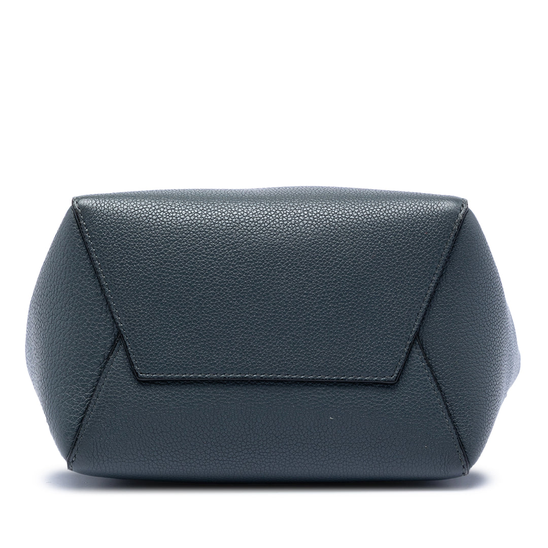 Celine Souple grainé Seau Sangle Sac seau Petit Cuir de veau grainé Bleu – vue 3 – GABY PARIS