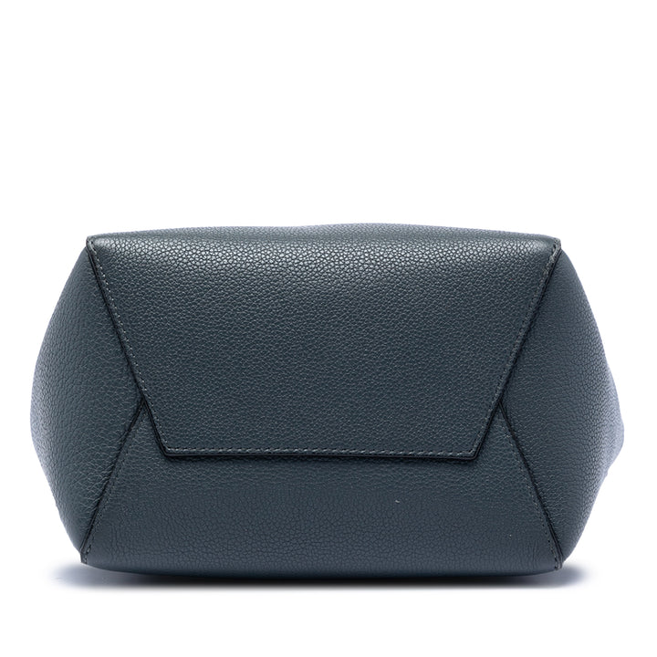 Celine Souple grainé Seau Sangle Sac seau Petit Cuir de veau grainé Bleu – vue 3 – GABY PARIS