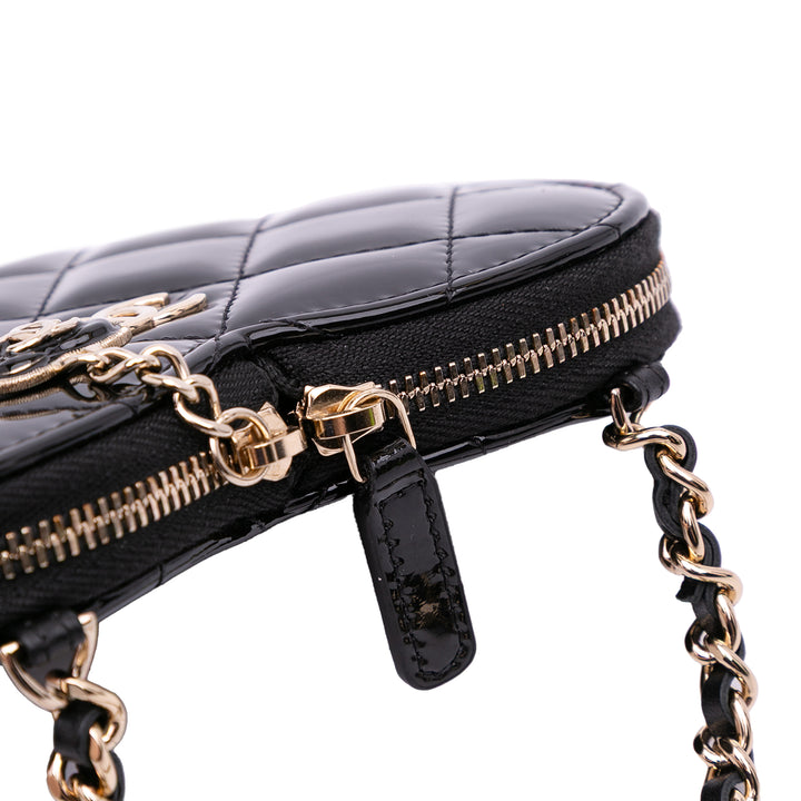 Quilted Patent Calfskin CC Heart Clutch With Chain Black - Gaby Paris