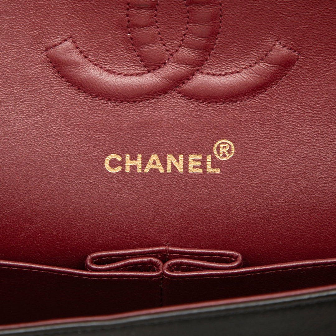 Chanel Medium Classic Cuir d'agneau Double rabat