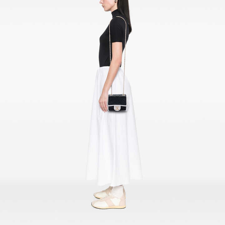 Chanel Carré Graphic à rabat Sac Mini Cuir de veau Noir – vue 6 – GABY PARIS